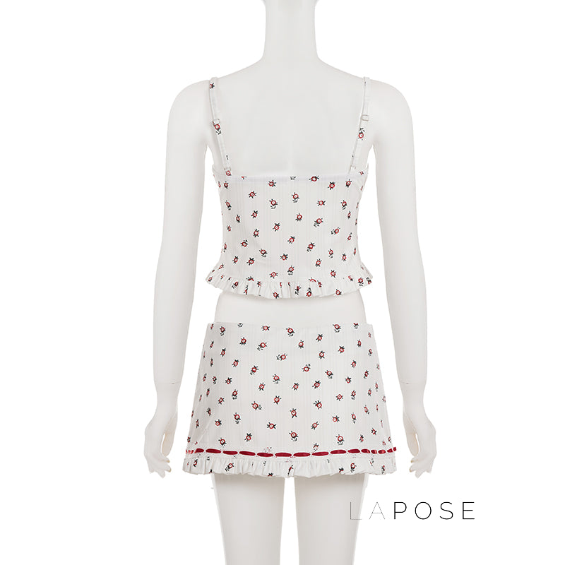 Gracefully Styled Garment for Any Occasion