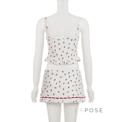 Gracefully Styled Garment for Any Occasion
