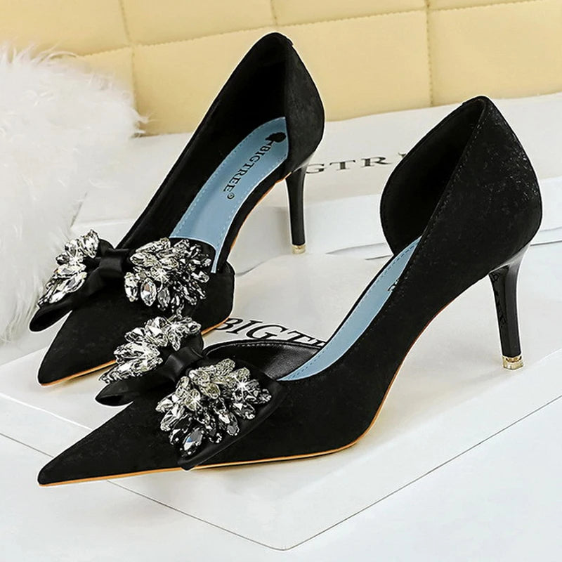 Elegantly Styled Heels for Everyday Wear
