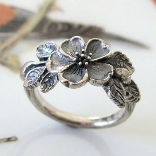 Silver Daisy Ring