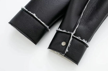 Sophisticated Jacket with a Clean Classic Look