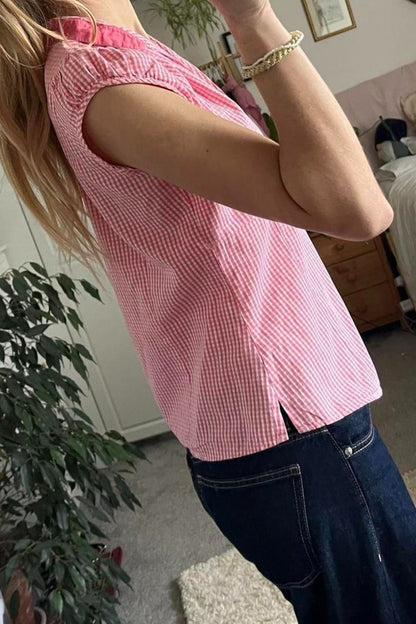 Gracefully Styled Blouse for Any Occasion