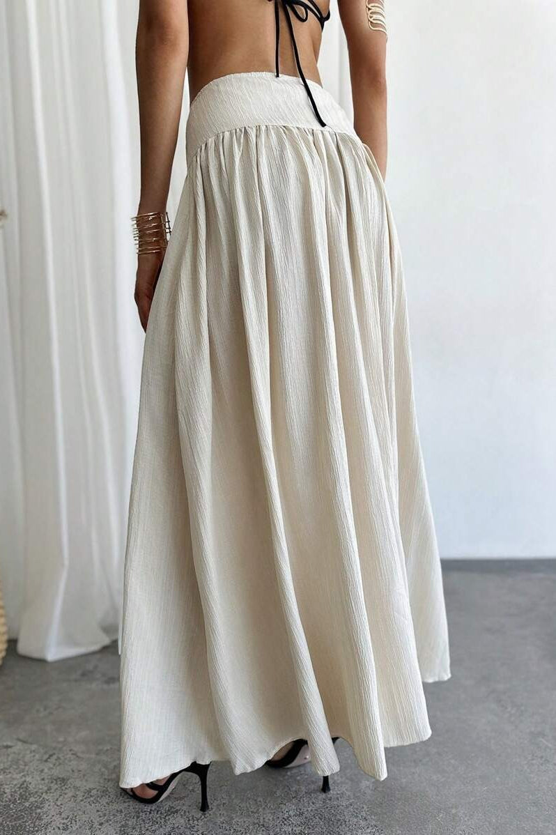 Gracefully Styled Garment for Any Occasion