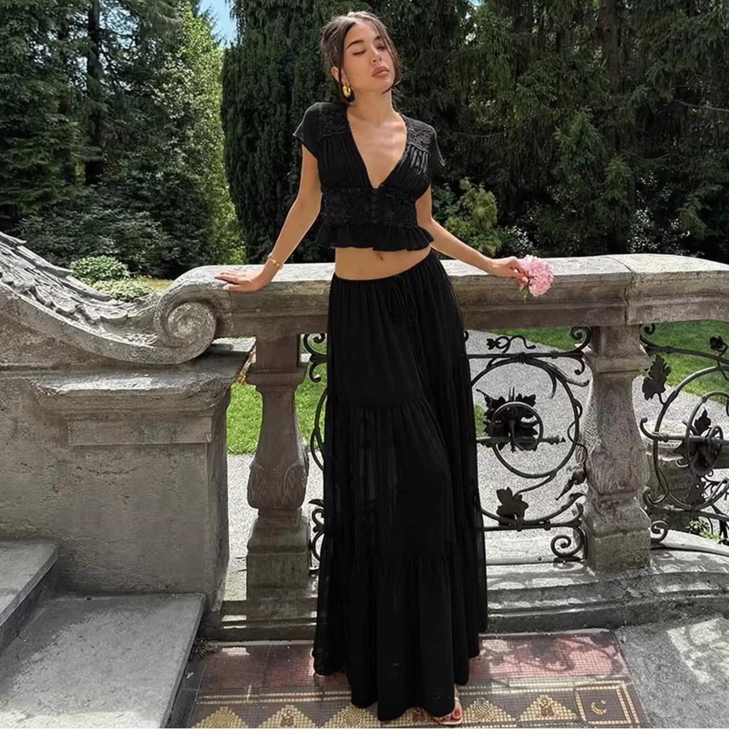 Well Tailored Garment with a Graceful Silhouette