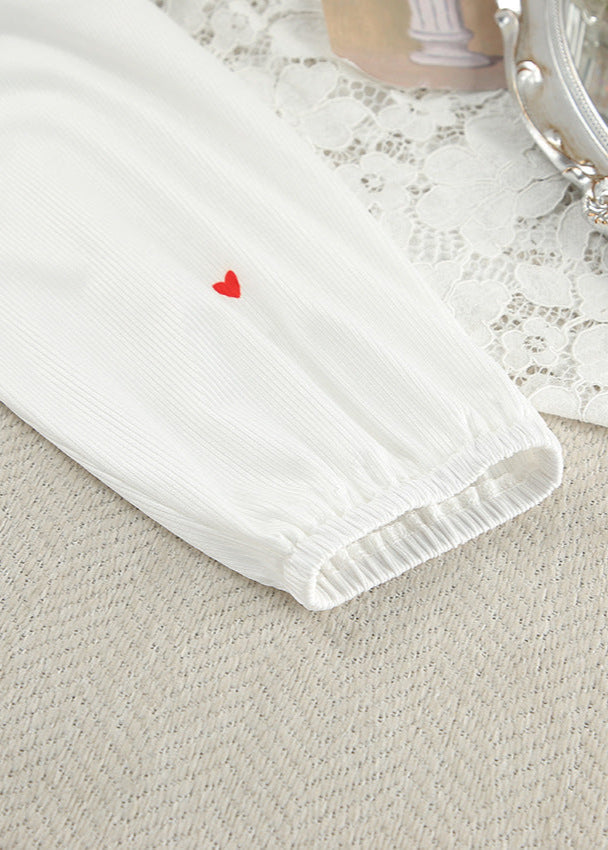 Effortlessly Elegant Garment with a Timeless Design