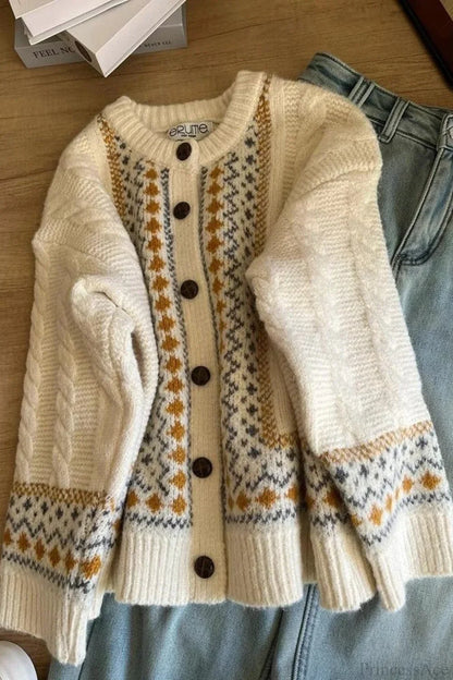 Timeless Vintage Style Cardigan