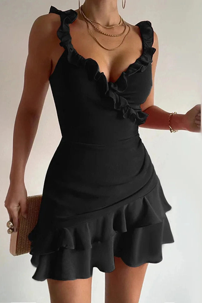 Effortlessly Elegant Dress with a Timeless Design