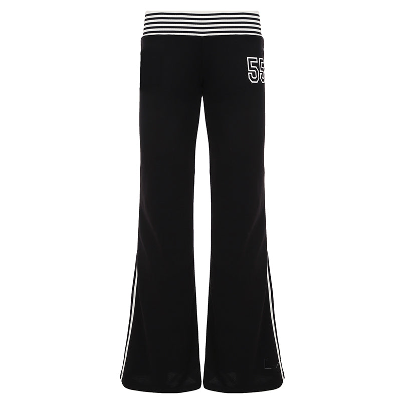 Classic Vintage Pants with a Flattering Fit