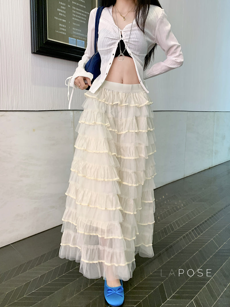 Well Tailored Garment with a Graceful Silhouette