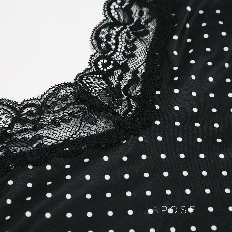 Well Tailored Garment with a Graceful Silhouette