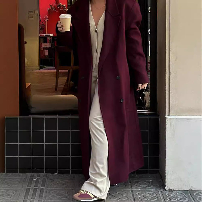Sophisticated Coat with a Clean Classic Look