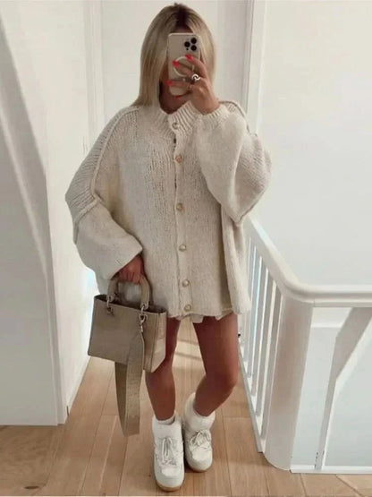 Elegantly Styled Cardigan for Everyday Wear