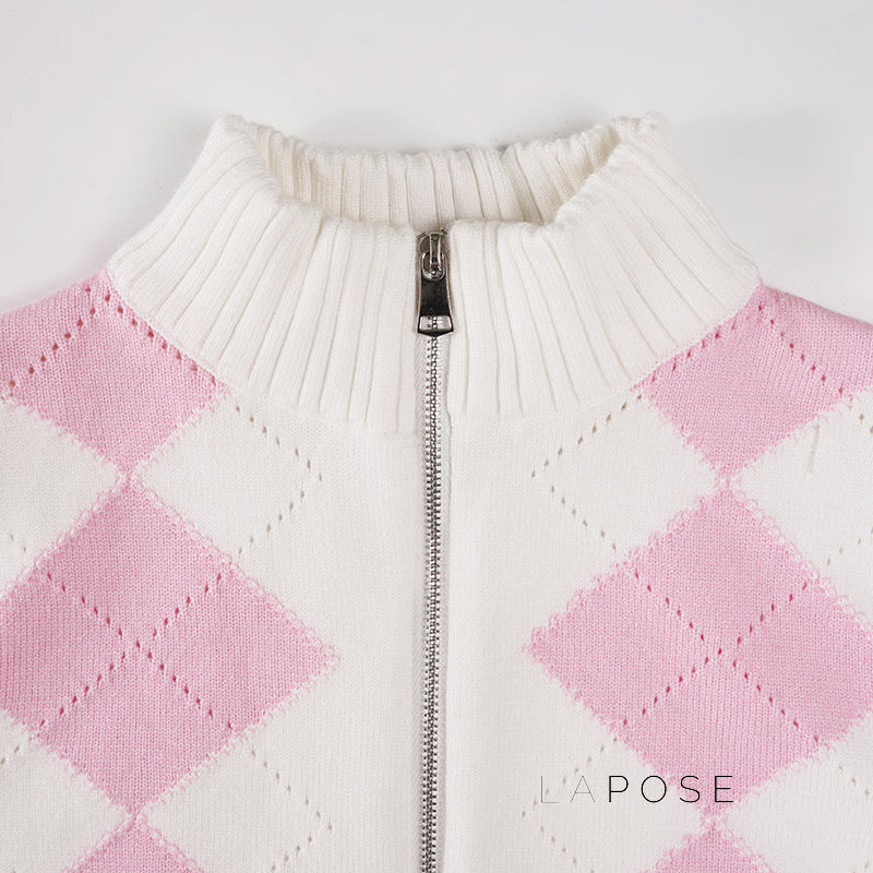 Well Tailored Cardigan with a Graceful Silhouette