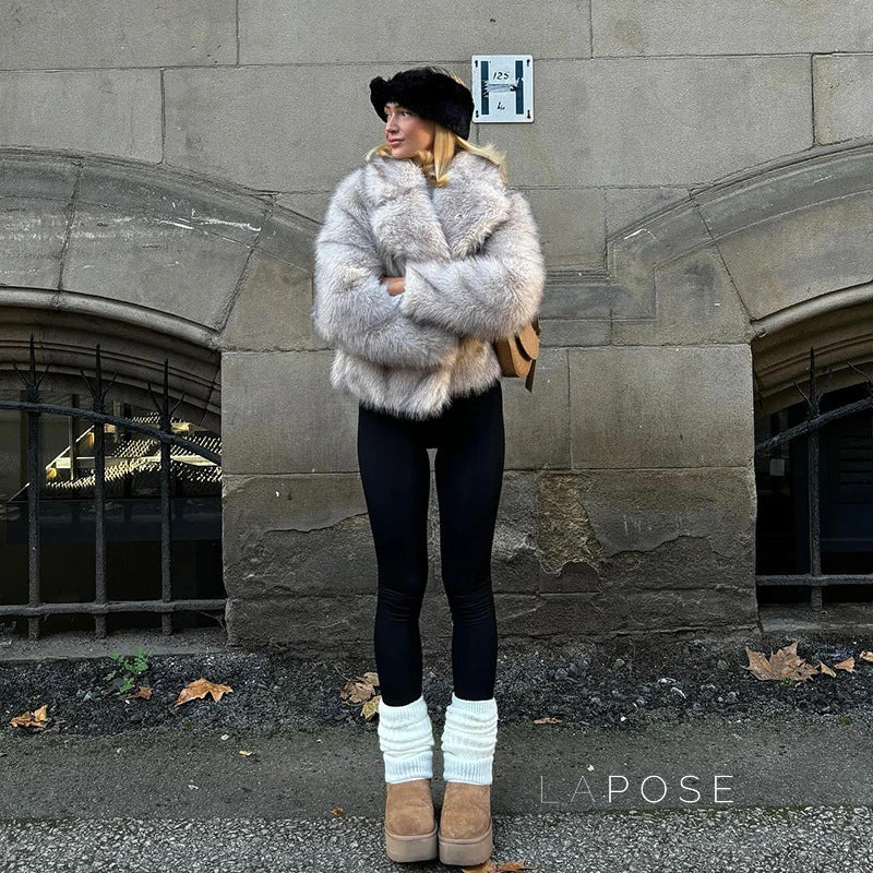 Beautifully Finished Coat in a Timeless Design