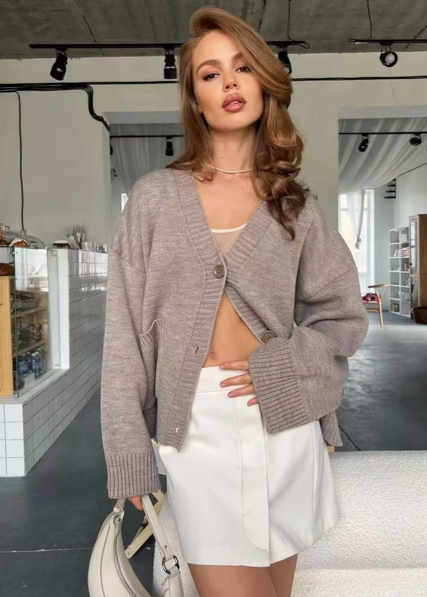 Classic Vintage & Enduringly Stylish Cardigan