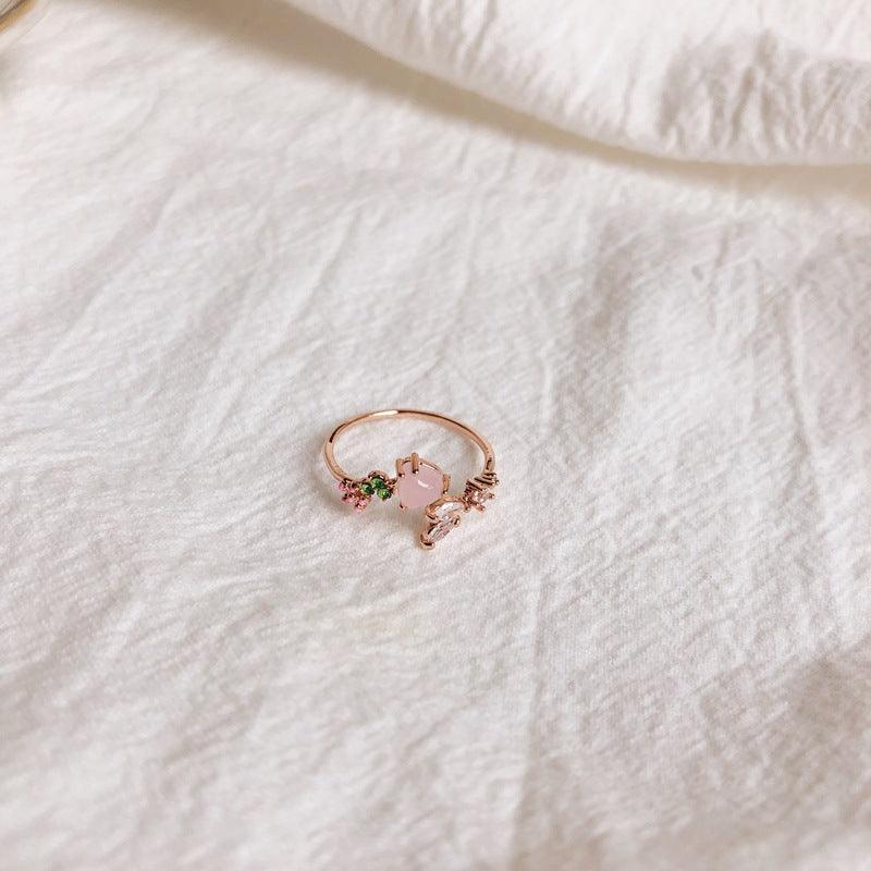 [] Zoe Heart Ring