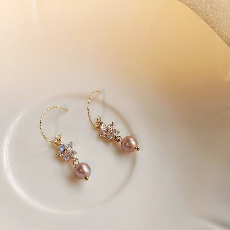 [] Flower Pearl Earrings