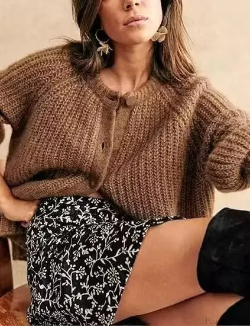 Gracefully Designed Cardigan