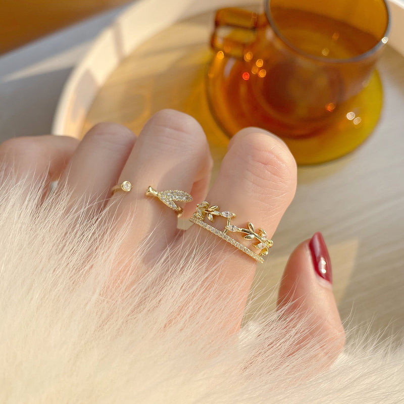 [] Gilded Leaves Ring
