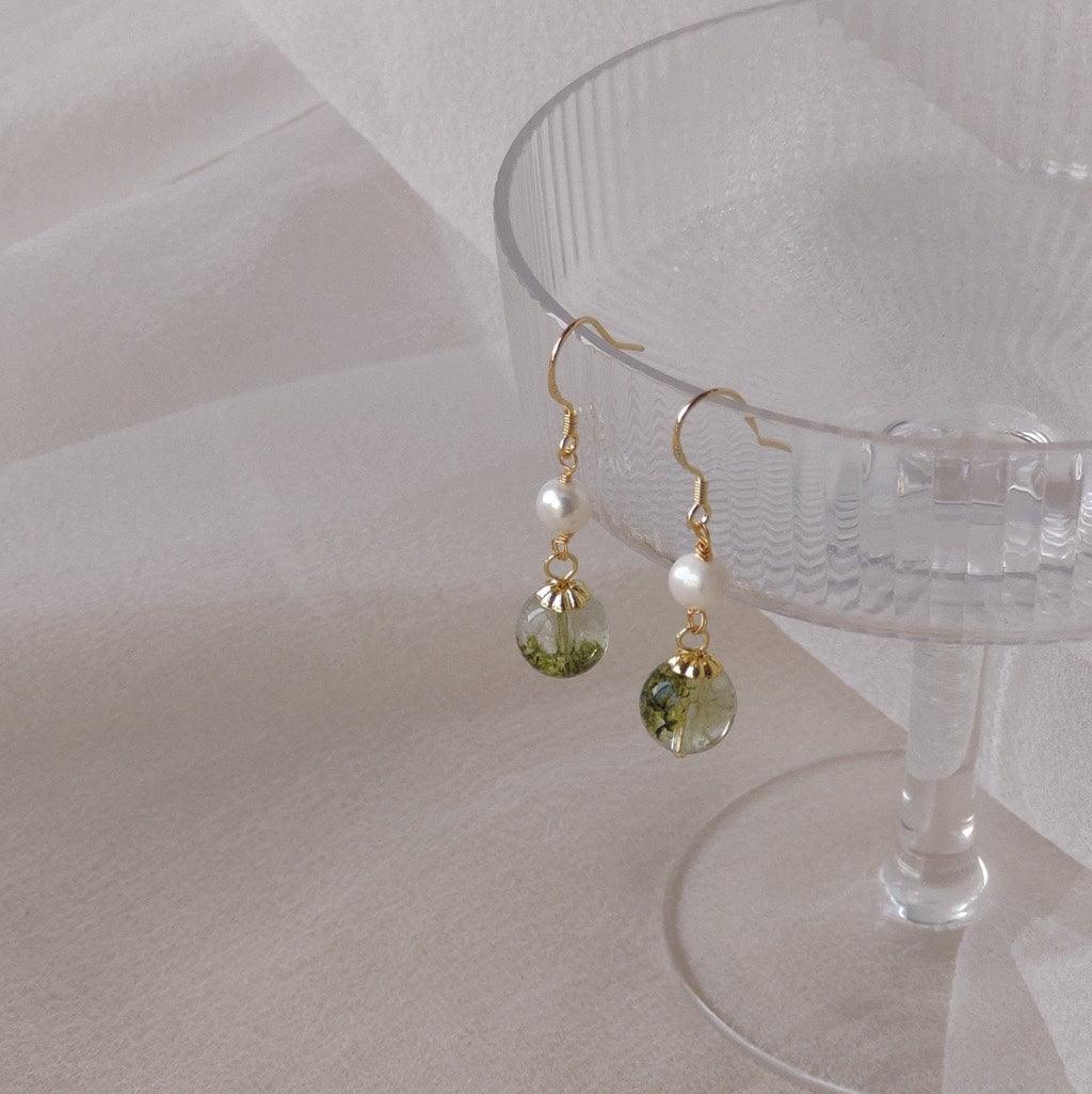 [sample ] Green Phantom Quartz Earrings