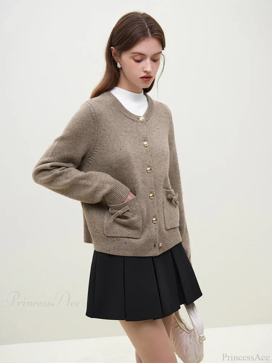 Gracefully Designed Cardigan