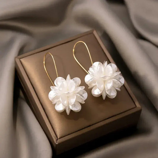 Earrings With White Flowers