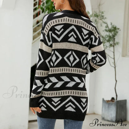 Elegantly Designed Cardigan