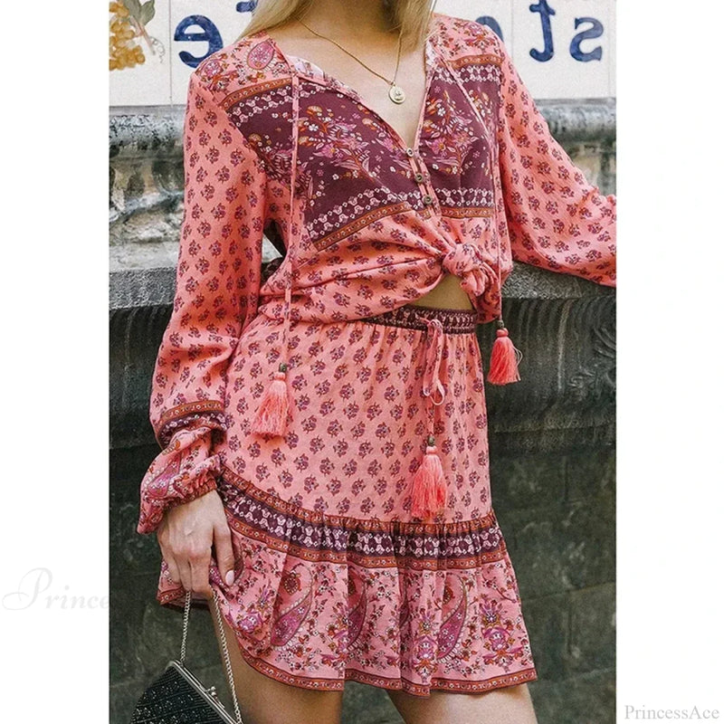 Timeless Vintage Style Blouse