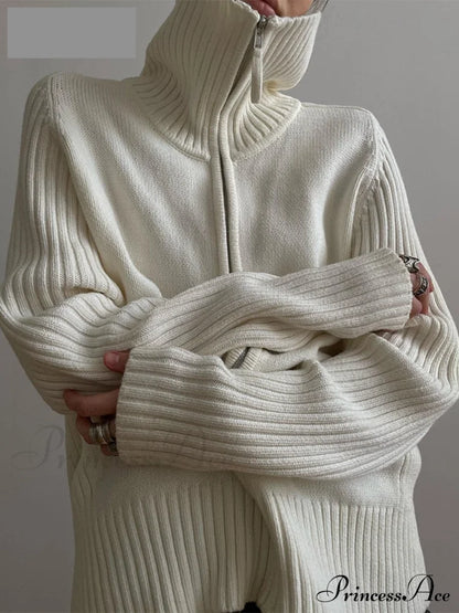 Elegantly Designed Cardigan