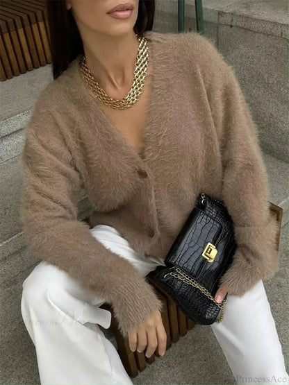Elegantly Designed Cardigan