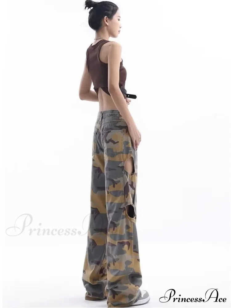 Elegantly Designed Pants