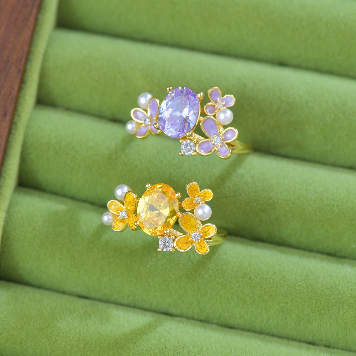Marigold Citrine Ring