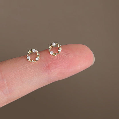 Mini Wreath Stud Earrings