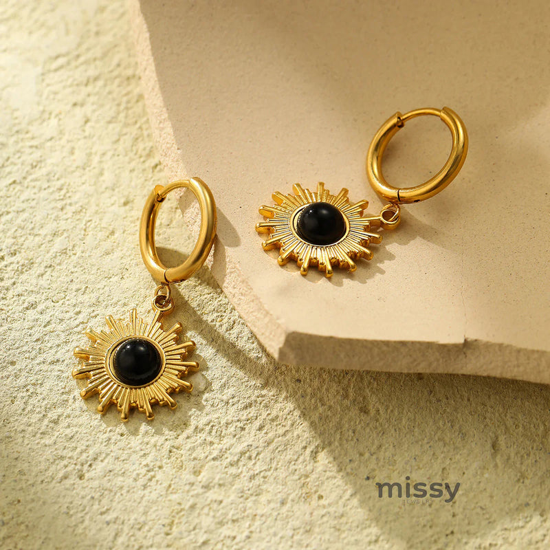 Loghan Delicate Sunflower Stud Earrings