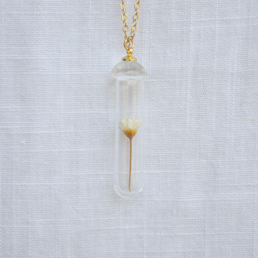 Daisy Flower in Glass Long Necklace