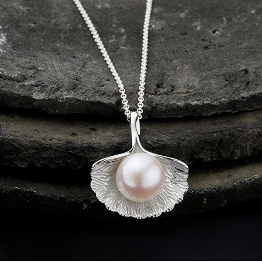 Pearl in Ginkgo Leaf Sterling Silver Necklace