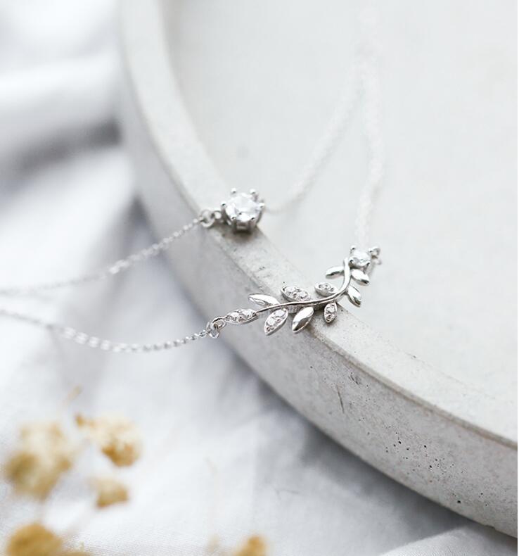 Sparkling Leaf Silver Necklace