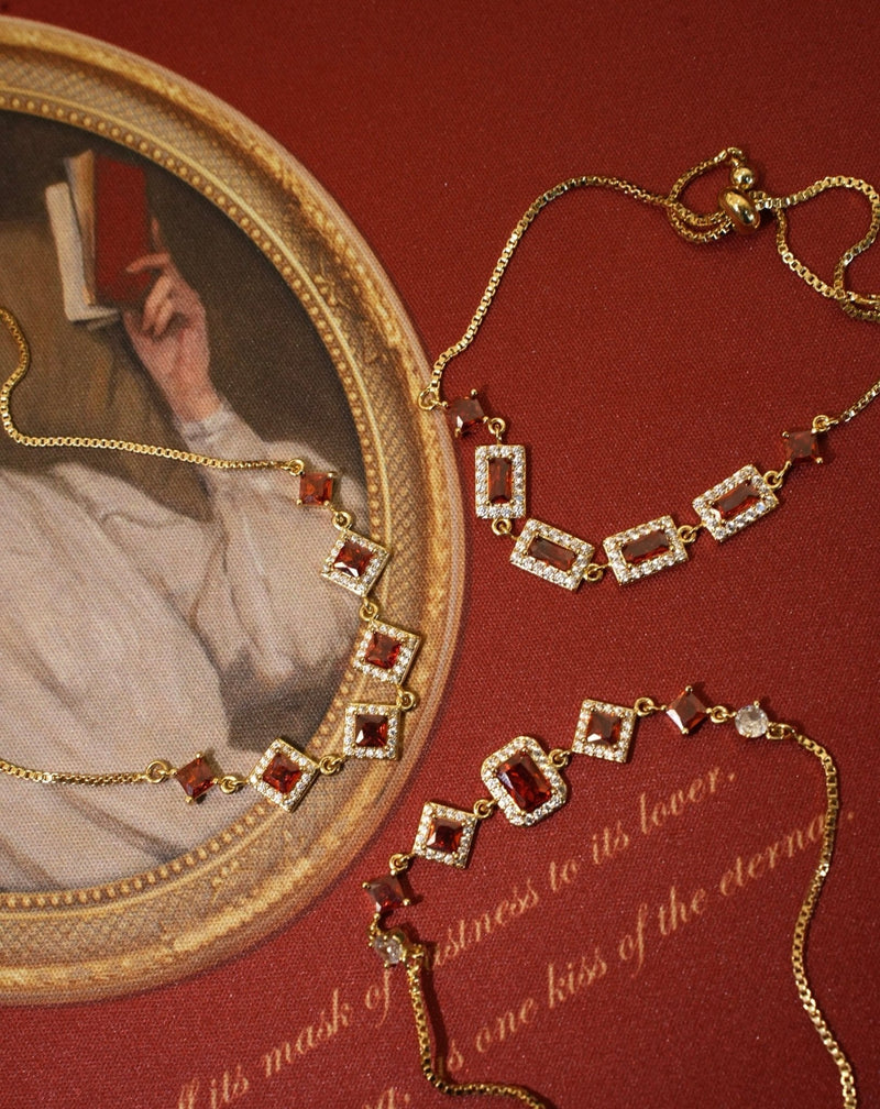 Ophelia Bracelet in Red
