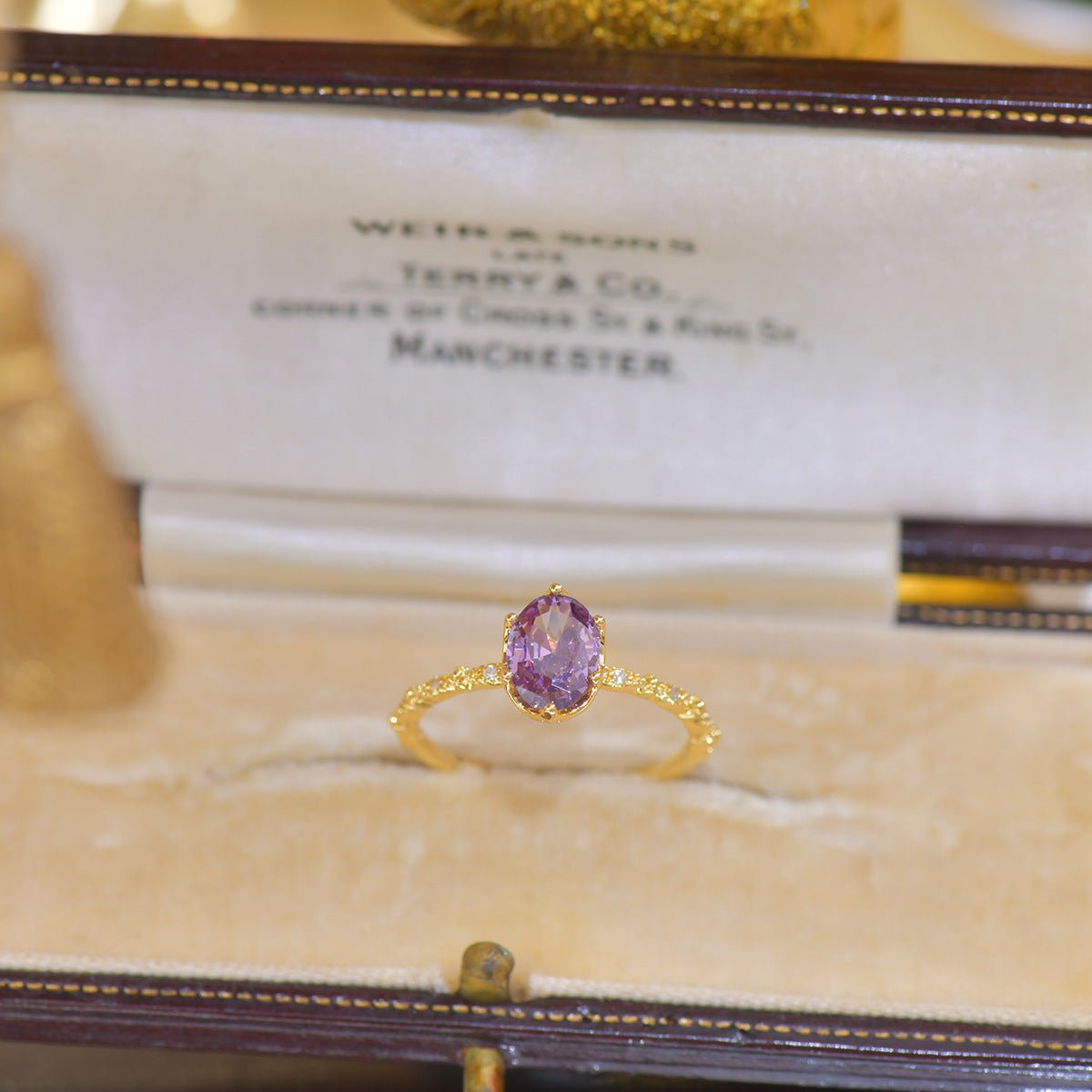 Oval Amethyst Ring