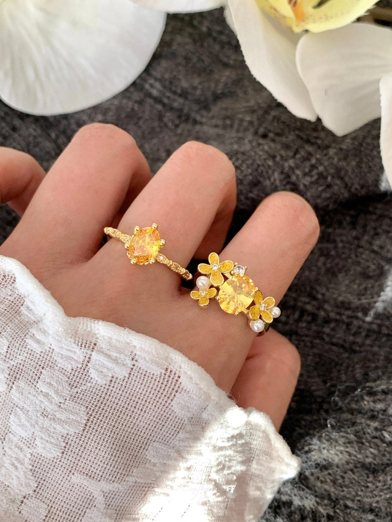 Oval Citrine Ring