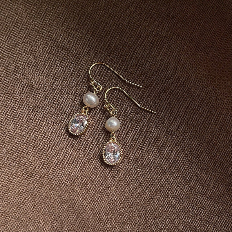 [sample ] Pearl of the Moon Earrings