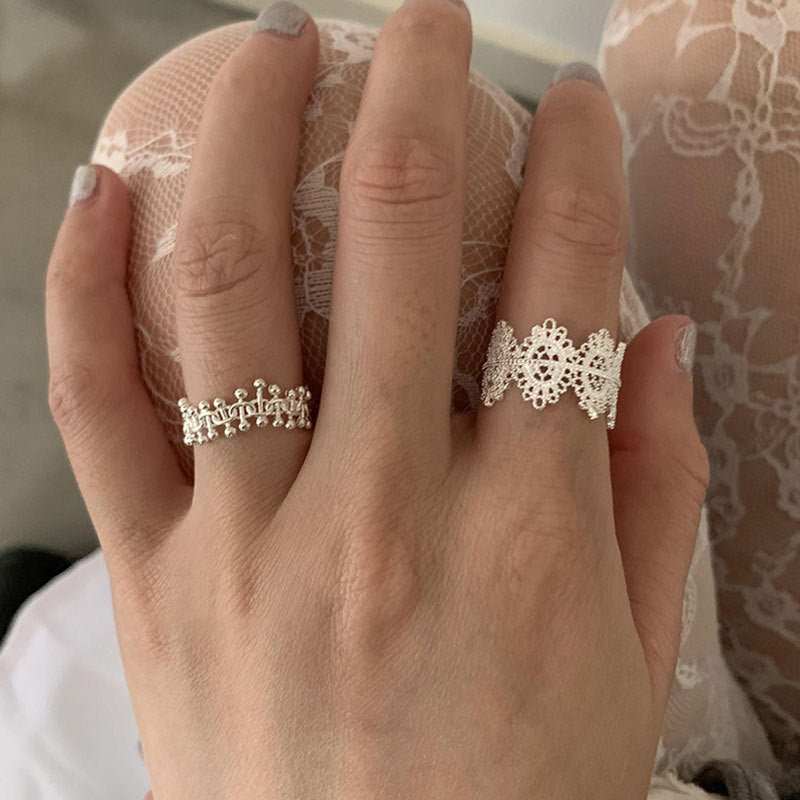 [] Petite Bead Chain Ring