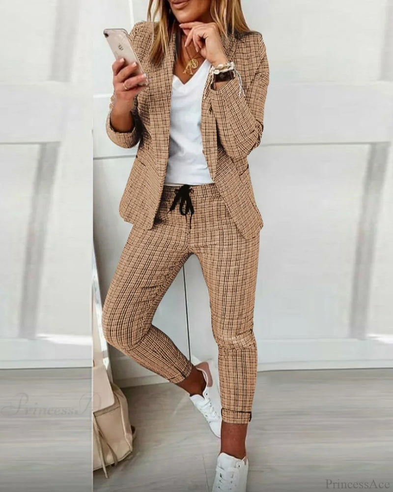 Timeless Vintage Style Garment