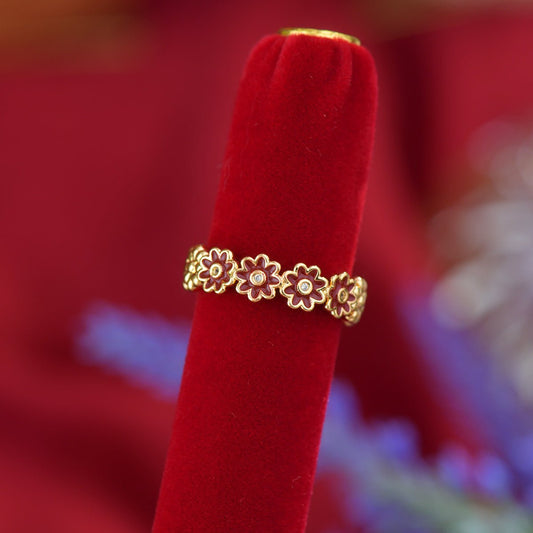 Red Daisy Band Ring