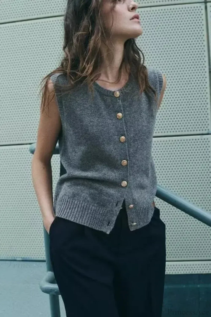 Gracefully Designed Cardigan