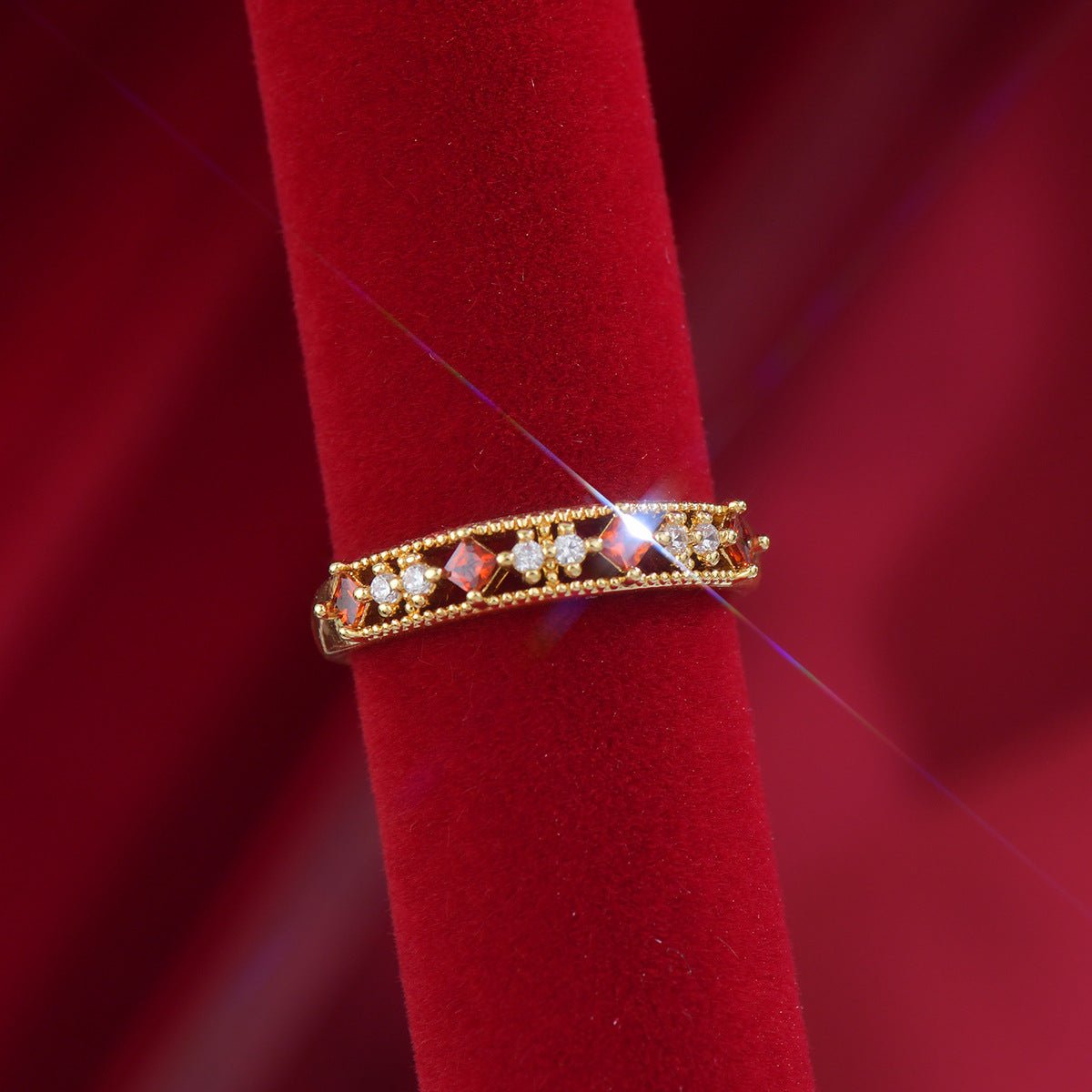 Scarlet Lattice Ring