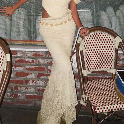 Gracefully Designed Garment