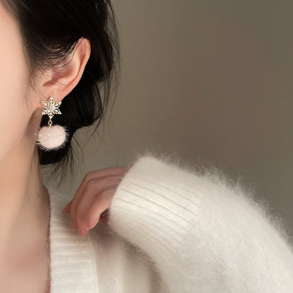 Lilith Snowflake Earrings