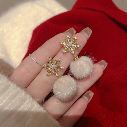 Lilith Snowflake Earrings