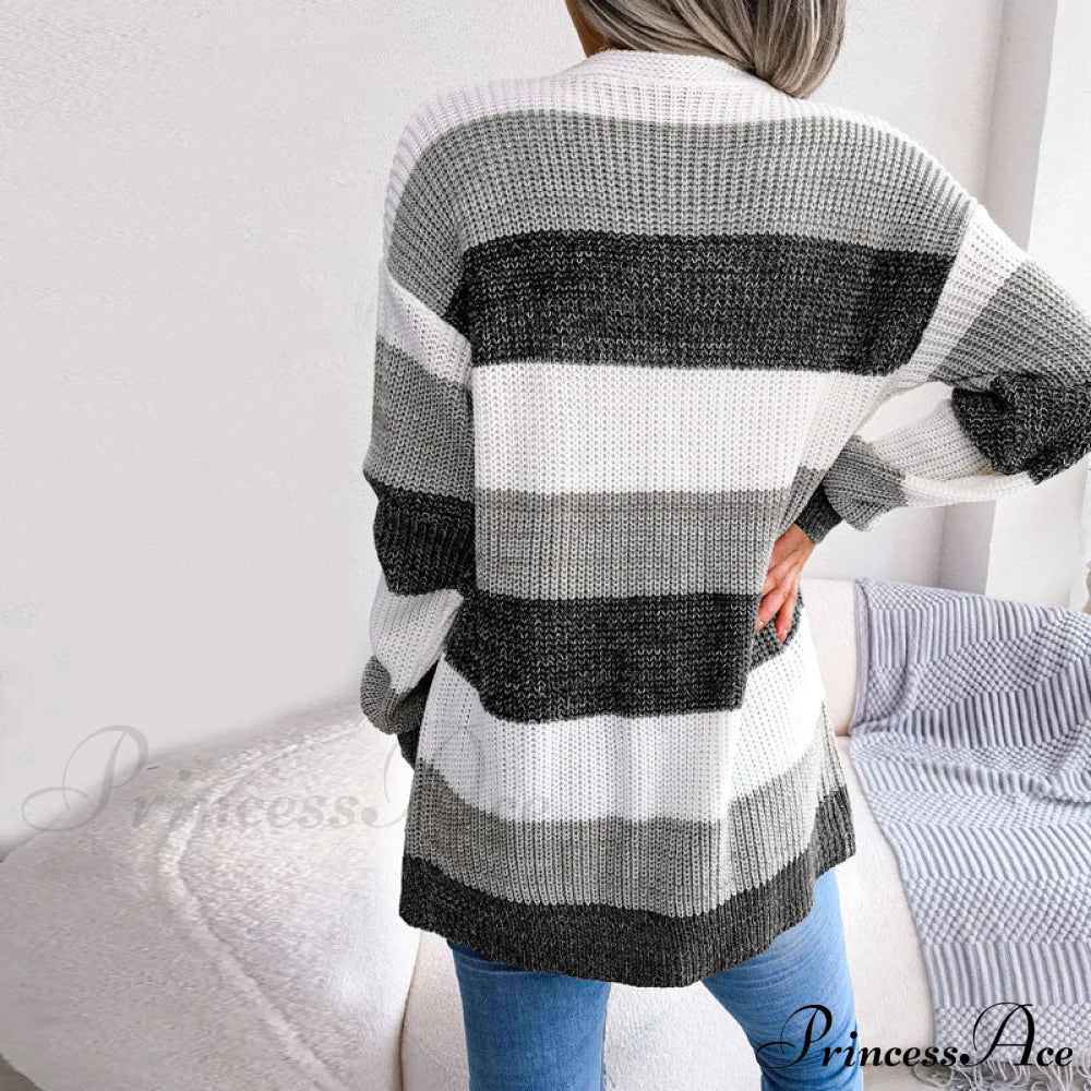 Gracefully Designed Cardigan